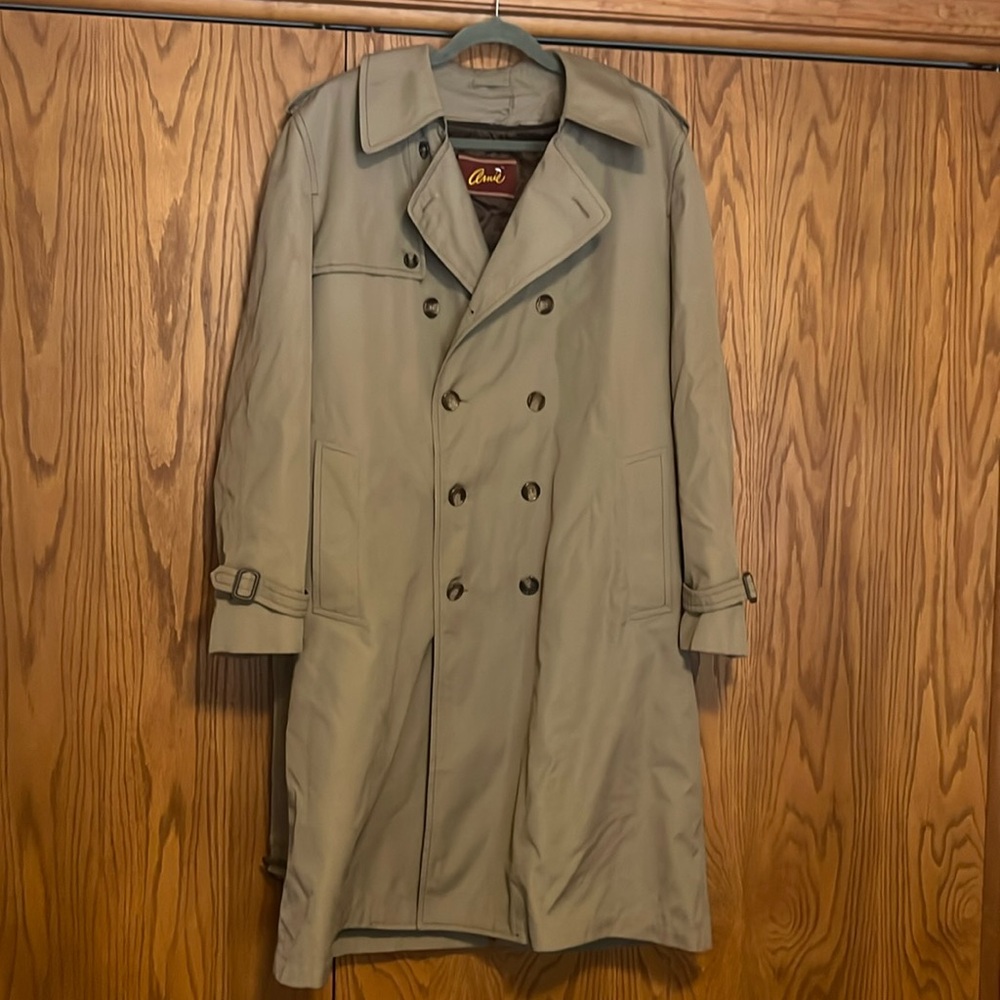 Arnie tan trench coat like new 42 tall